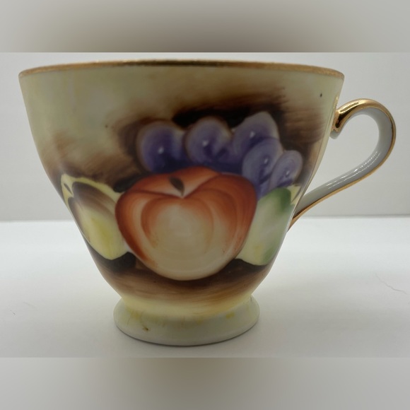 Brinn's China & Glassware Cup & Saucer T-1154  
gold trim, hand painted, 5.5” - Picture 6 of 9